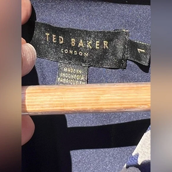 TED Baker Tarissa floral-print tiered crepe mini dress - Picture 10 of 14